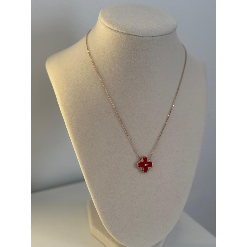 Red Clover Necklace Gold Stainless Steel Flower Pendant Minimalist Gift - Picture 2 of 5